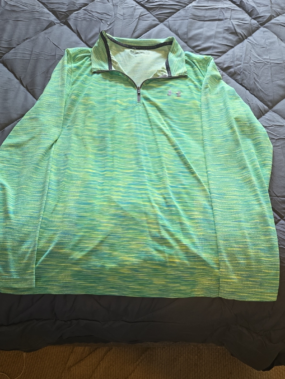 Under Armour Women's Long Sleeve Quarter-Zip Top in Green/Blue Heather